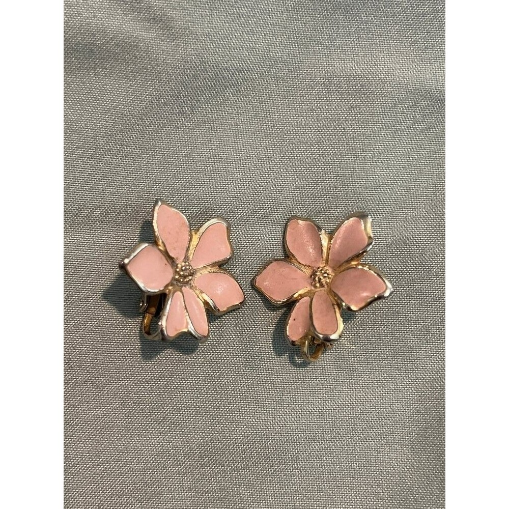Vintage Pink And Gold Enamel Flower Clip-On Earrings
